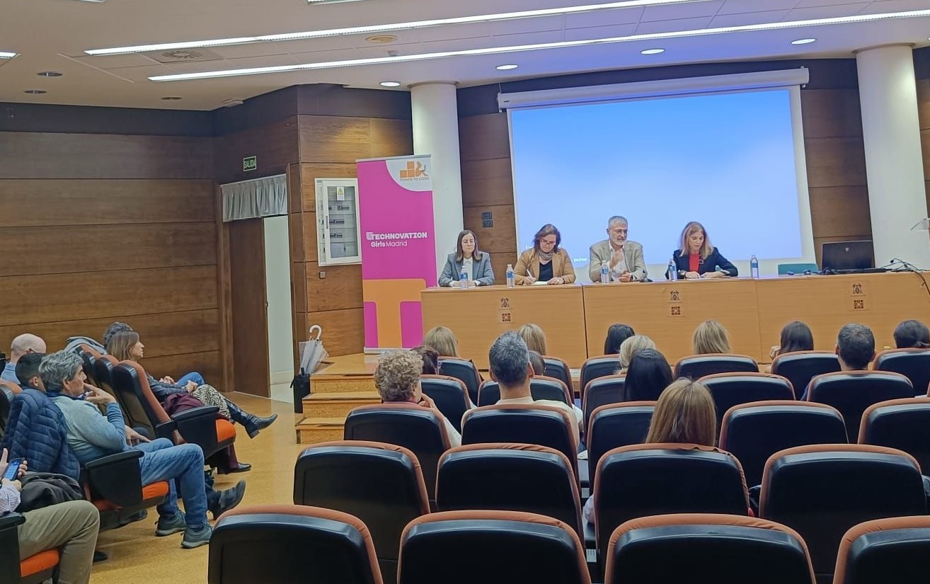 El COIT refuerza su compromiso con las vocaciones tecnológicas en mujeres en la presentación de Technovation Girls en la Universidad de Alcalá
