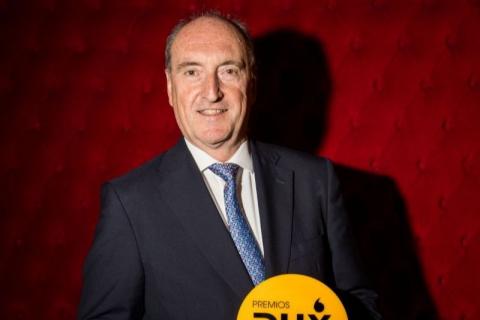 Luis Álvarez Satorre, consejero del Colegio, recibe el Premio DUX 2026 a la Innovación