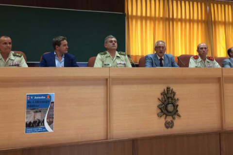 LA DEMARCACIÓN DEL COIT EN ARAGÓN ORGANIZA UNA JORNADA PARA LOS FUTUROS OFICIALES DEL EJÉRCITO DE TIERRA 