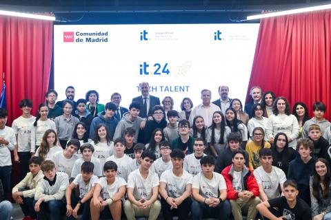 ¿Cómo se crean los ingenieros del futuro? IT24 reúne a adolescentes de 23 centros educativos en Madrid para demostrarlo en 24 horas